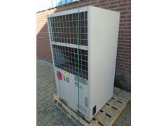 LG airconditioning buiten unit 